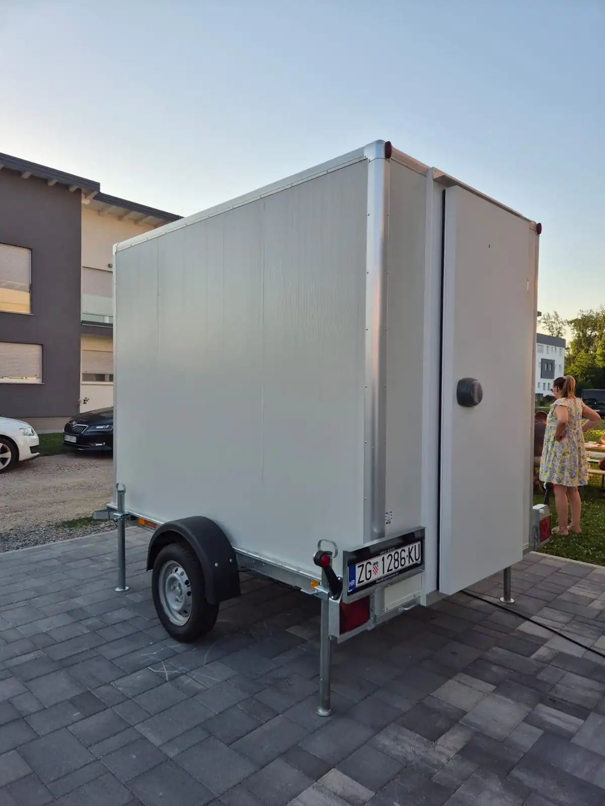 Rashladna Prikolica – Hladnjača - Rent Experience 